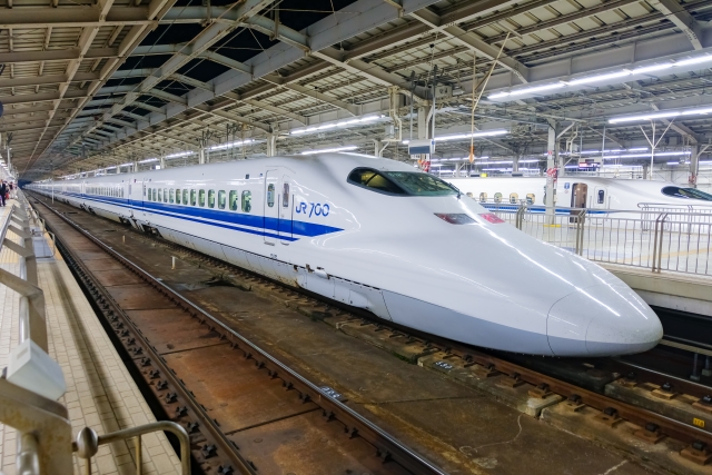 新幹線にお得に乗る!回数券の使い方